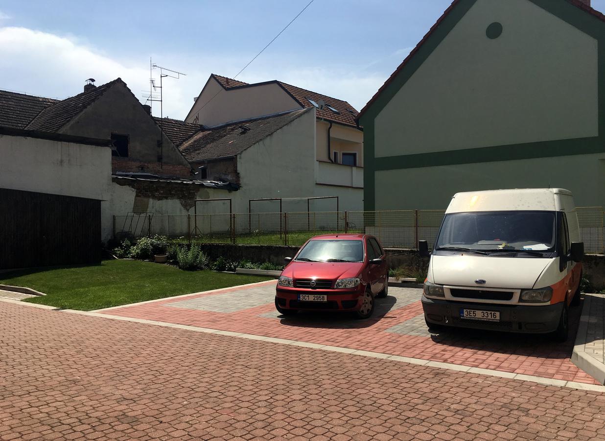 Apartmány Na sadech Trebon Exterior foto