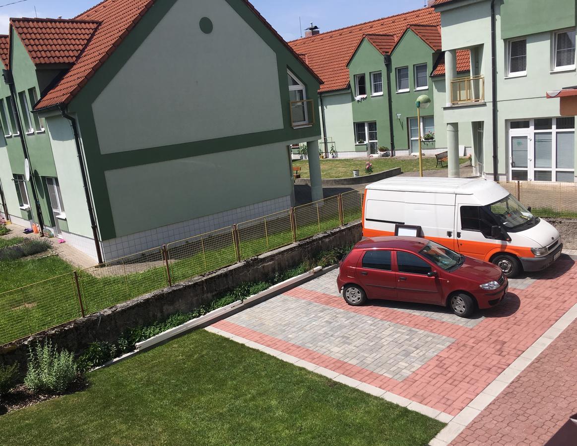 Apartmány Na sadech Trebon Exterior foto